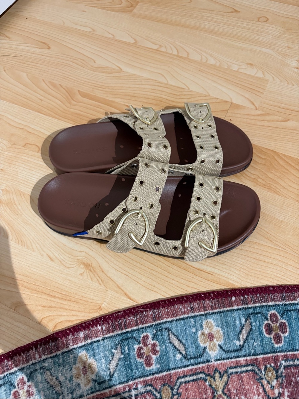 NEVER WORN Rothy’s Buckle Slides - Picture 5 of 11